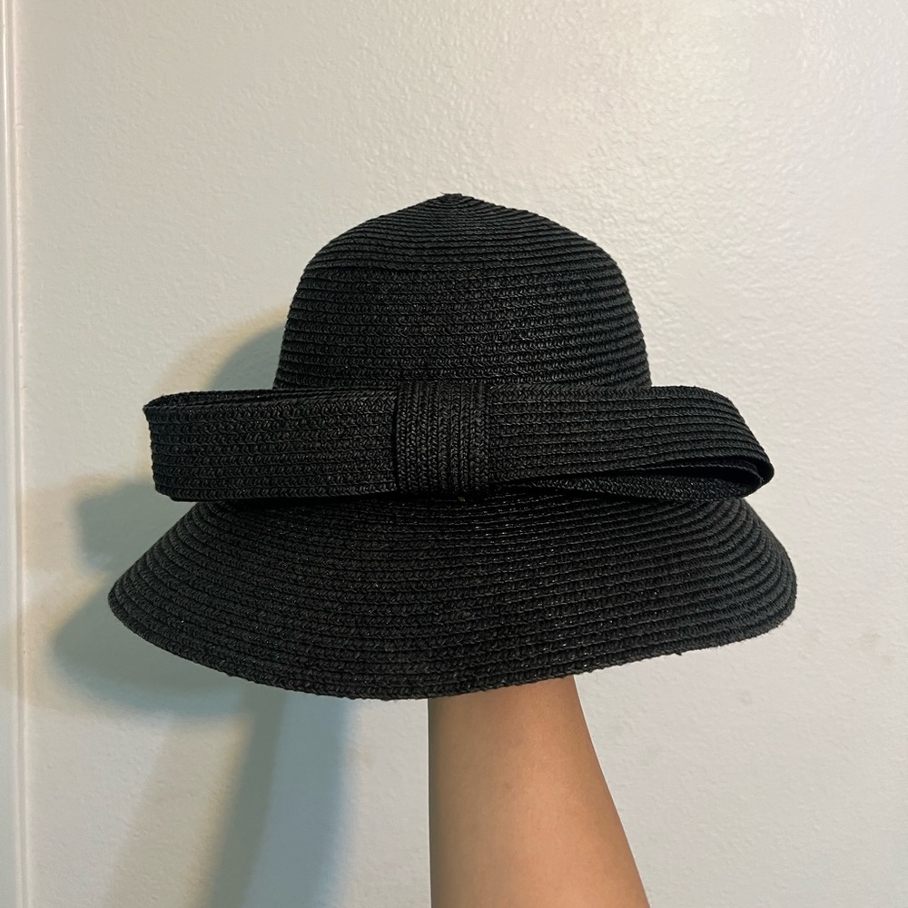 Black Beach Hat - Picture 1 of 5